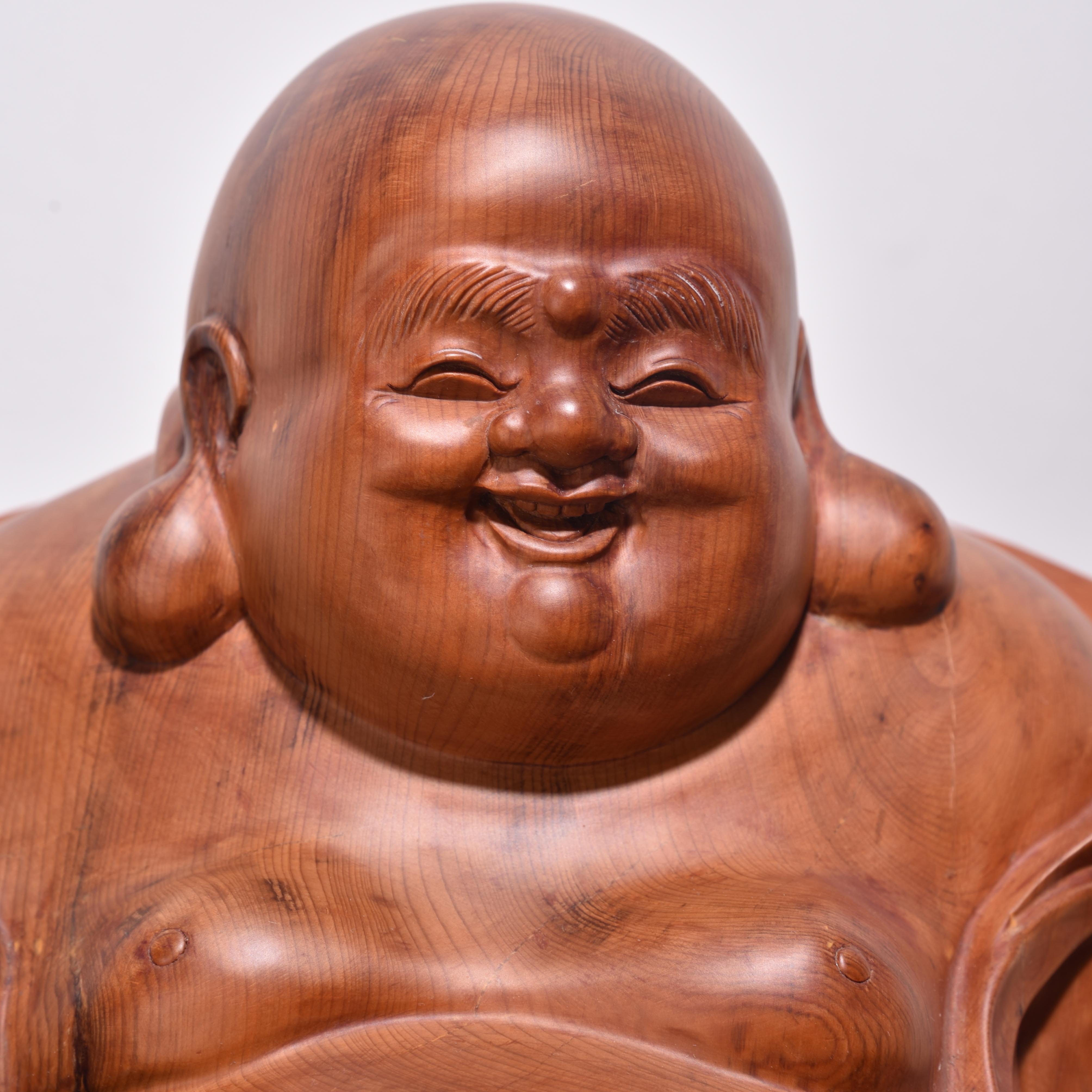 材质:红木 编号:294 取材红木,大师开脸,弥勒佛肥头大耳,眉开眼笑